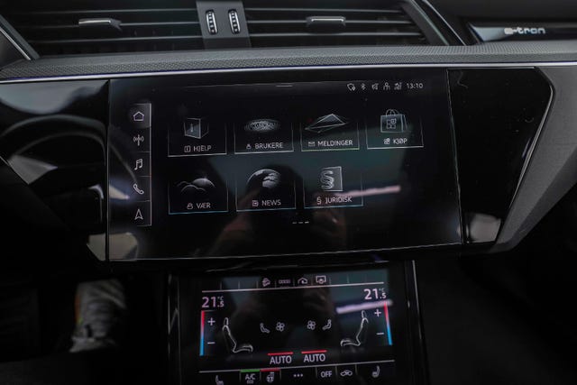 2021 AUDI E-TRON - 22