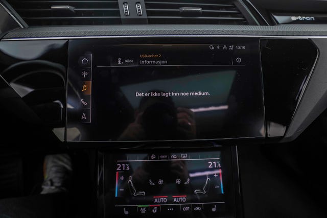 2021 AUDI E-TRON - 24