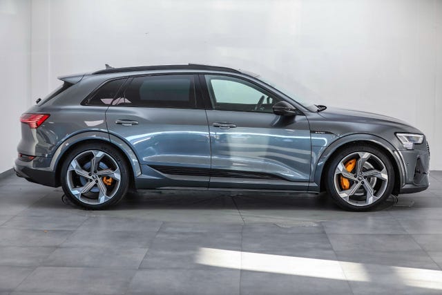 2021 AUDI E-TRON - 12