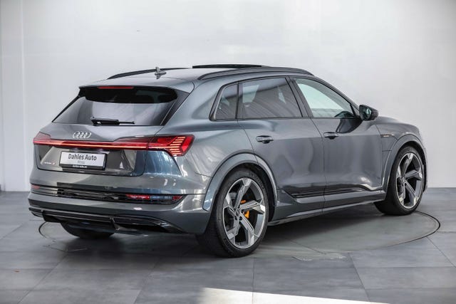 2021 AUDI E-TRON - 11