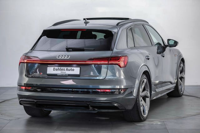 2021 AUDI E-TRON - 10