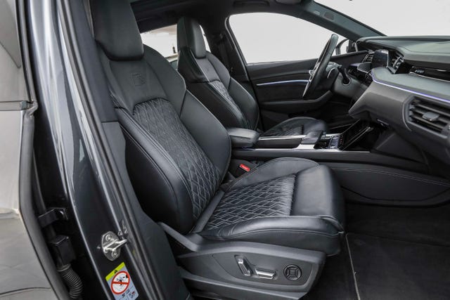 2021 AUDI E-TRON - 36