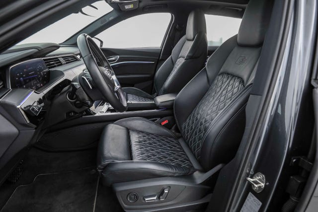 2021 AUDI E-TRON - 35