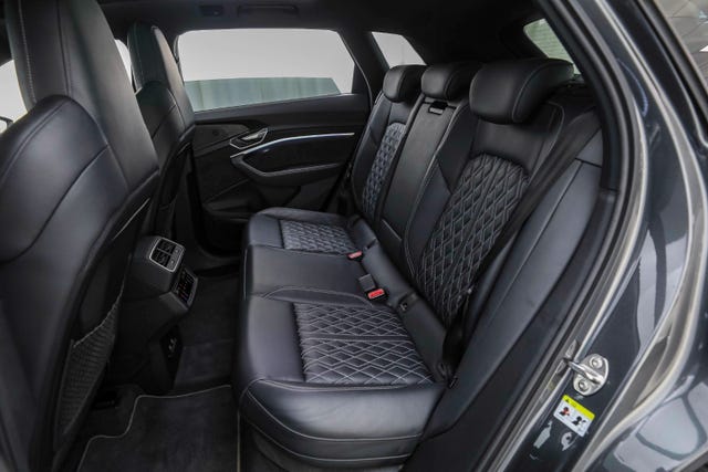 2021 AUDI E-TRON - 39