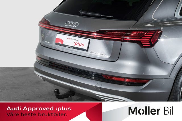 WAUZZZGEXMB020797 2021 AUDI E-TRON-5