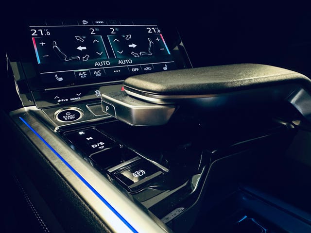 2021 AUDI E-TRON - 16