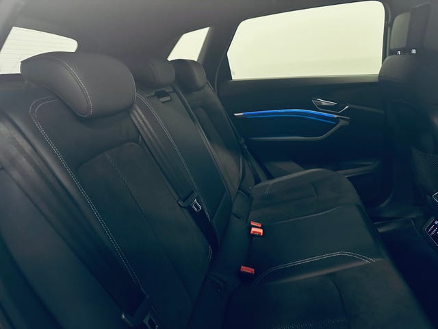 2021 AUDI E-TRON - 26