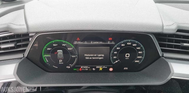 2020 AUDI E-TRON - 10