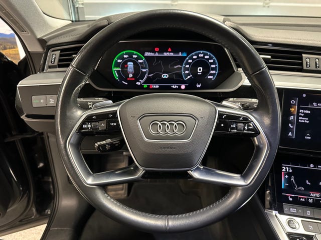 2021 AUDI E-TRON - 32