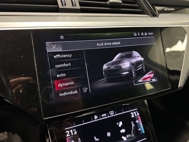 2021 AUDI E-TRON - 45