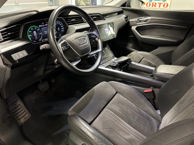 2021 AUDI E-TRON - 29