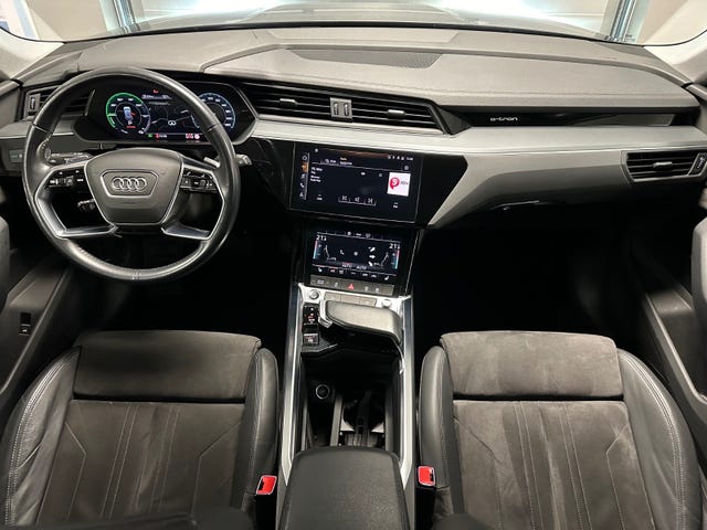 2021 AUDI E-TRON - 31