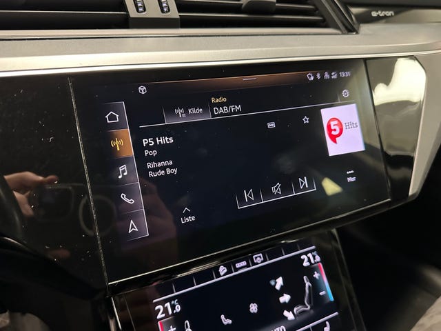 2021 AUDI E-TRON - 41