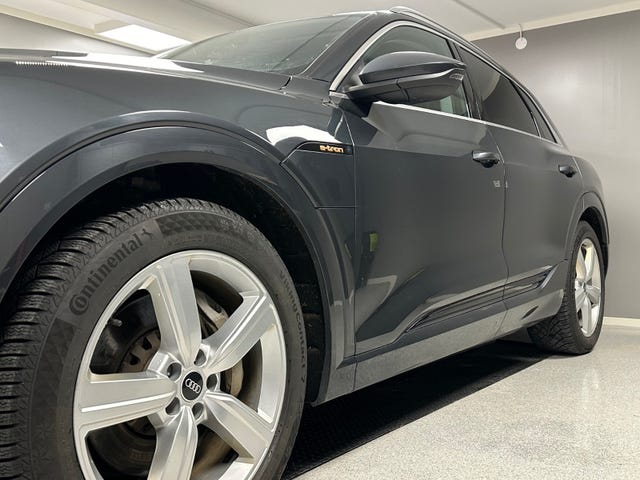 2021 AUDI E-TRON - 11