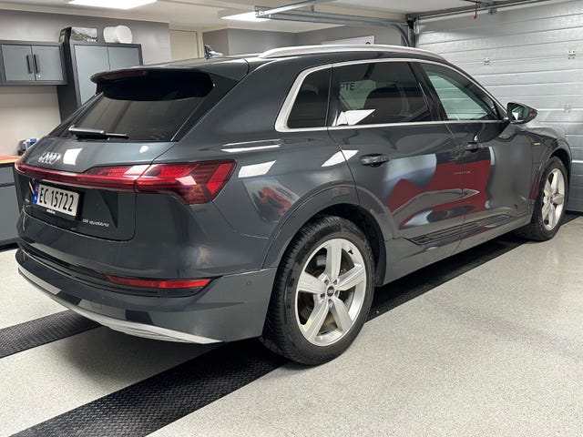 WAUZZZGE6MB018819 2021 AUDI E-TRON-3
