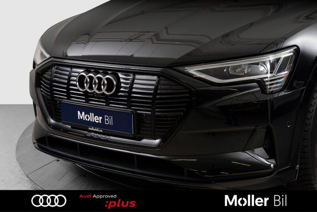 WAUZZZGE6MB036978 2021 AUDI E-TRON-4