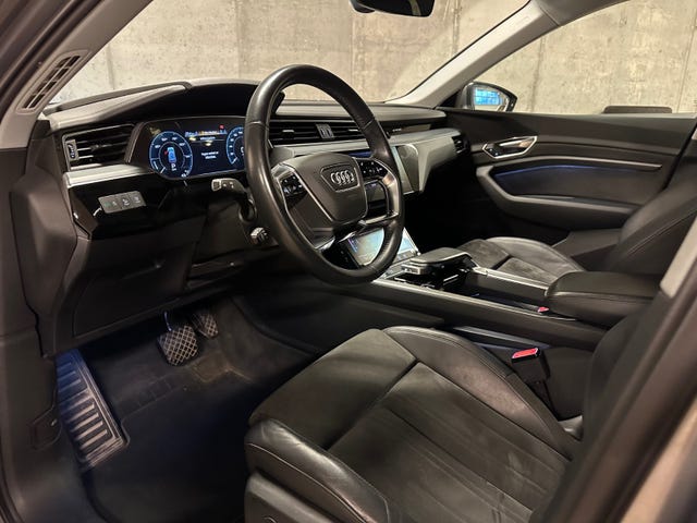 2020 AUDI E-TRON - 16