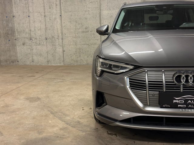 WAUZZZGE5LB025470 2020 AUDI E-TRON-2