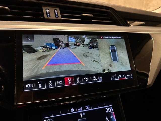 2020 AUDI E-TRON - 26