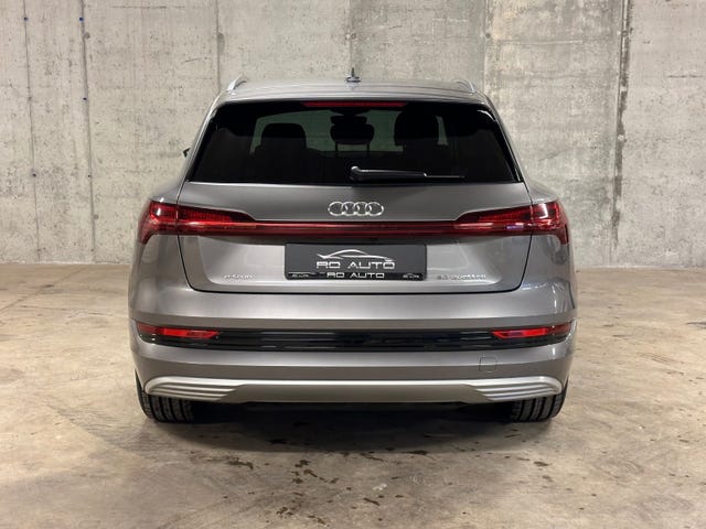 2020 AUDI E-TRON - 11