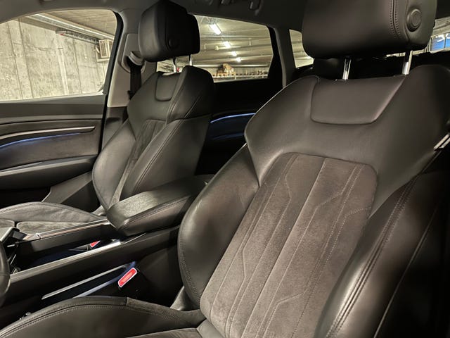 2020 AUDI E-TRON - 19