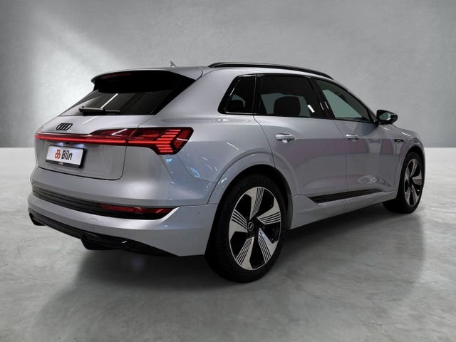 WAUZZZGE3MB027185 2021 AUDI E-TRON-2