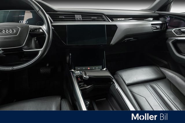 2020 AUDI E-TRON - 10