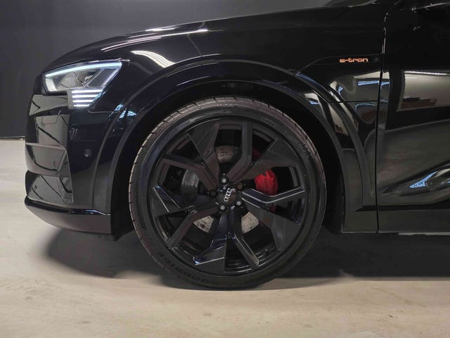 2020 AUDI E-TRON - 11