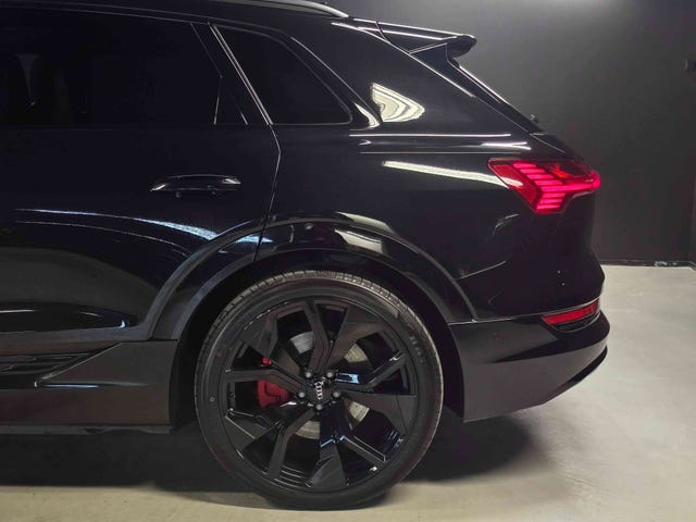 2020 AUDI E-TRON - 13