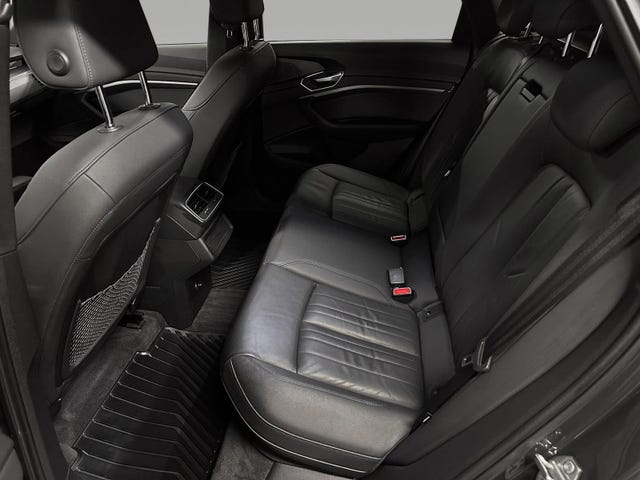 2021 AUDI E-TRON - 10