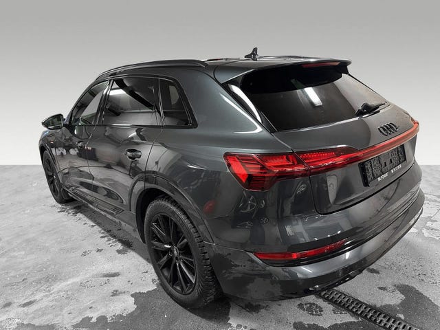 WAUZZZGE0MB041755 2021 AUDI E-TRON-1