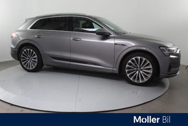 WAUZZZGE2LB017729 2020 AUDI E-TRON-1