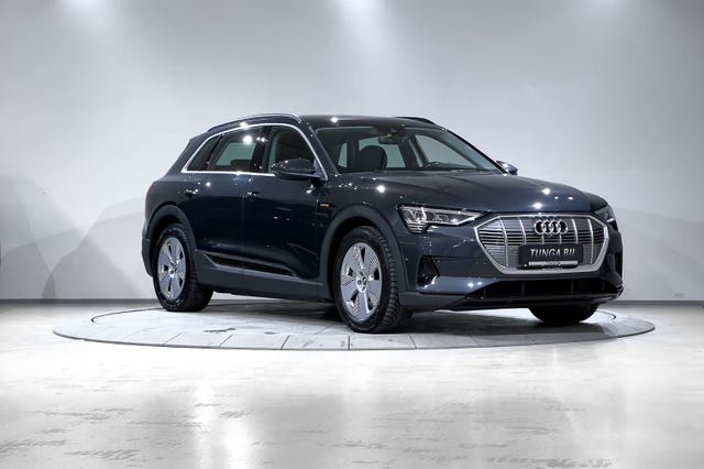 WAUZZZGEXLB011032 2020 AUDI E-TRON-3