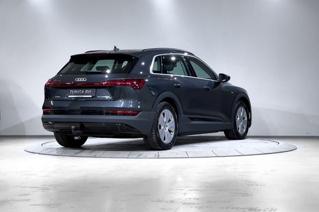 2020 AUDI E-TRON - 7