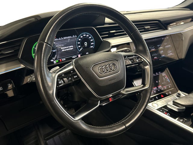 2020 AUDI E-TRON - 16