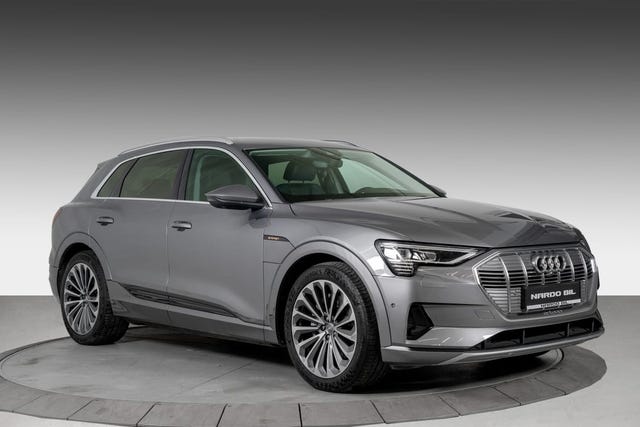 WAUZZZGE0LB018961 2020 AUDI E-TRON-3