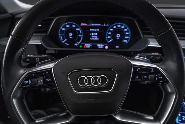 2020 AUDI E-TRON - 28