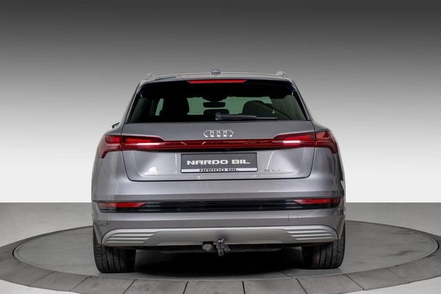 2020 AUDI E-TRON - 12