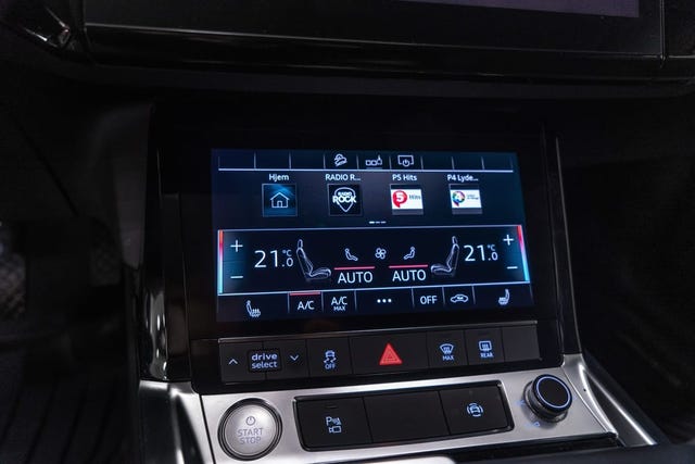 2020 AUDI E-TRON - 23