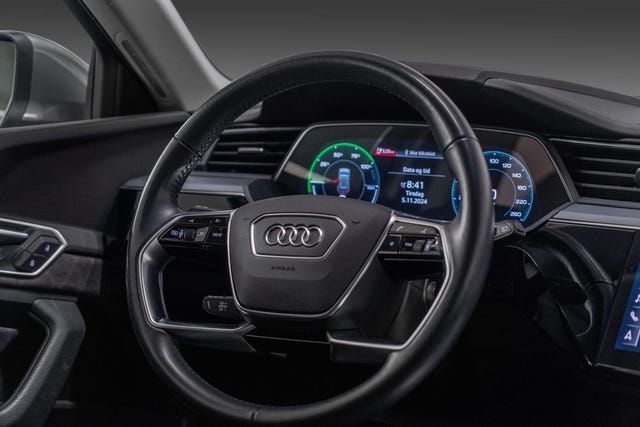 2020 AUDI E-TRON - 37