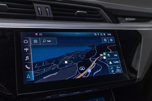 2020 AUDI E-TRON - 27