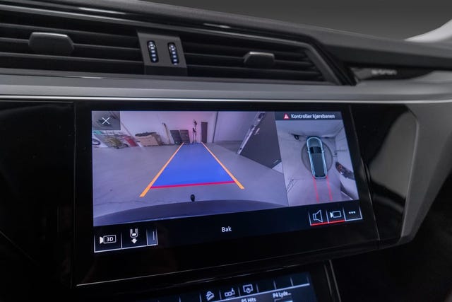 2020 AUDI E-TRON - 33