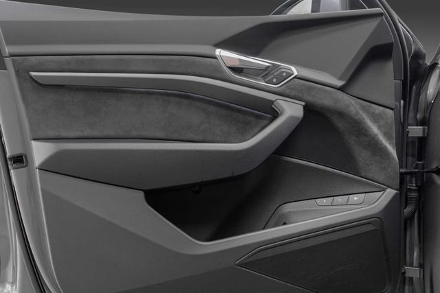 2020 AUDI E-TRON - 18