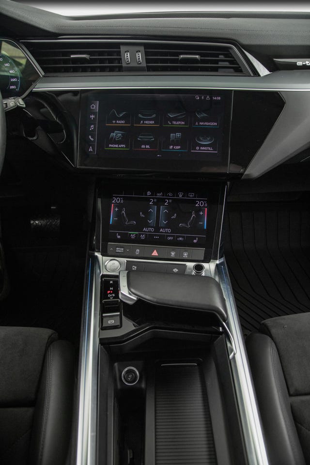 2020 AUDI E-TRON - 21
