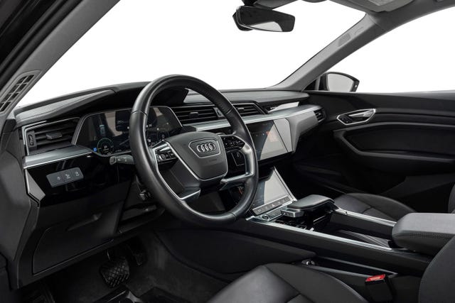 2021 AUDI E-TRON - 9