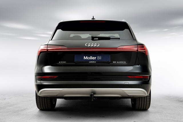 WAUZZZGE9MB044167 2021 AUDI E-TRON-5
