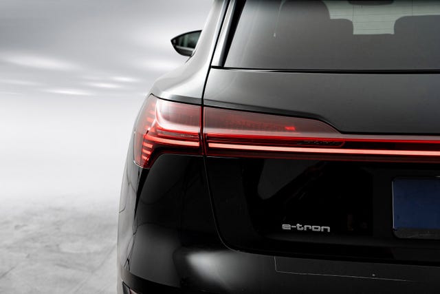 2021 AUDI E-TRON - 8