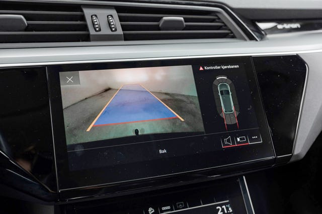 2021 AUDI E-TRON - 22