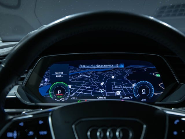 2020 AUDI E-TRON - 23