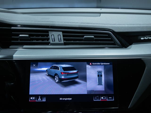 2020 AUDI E-TRON - 22